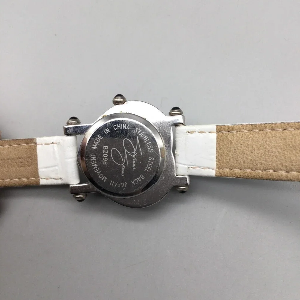 Suzanne Somers Heart Crystal Women Watch 26mm Silver Tone Rhinestone New Battery